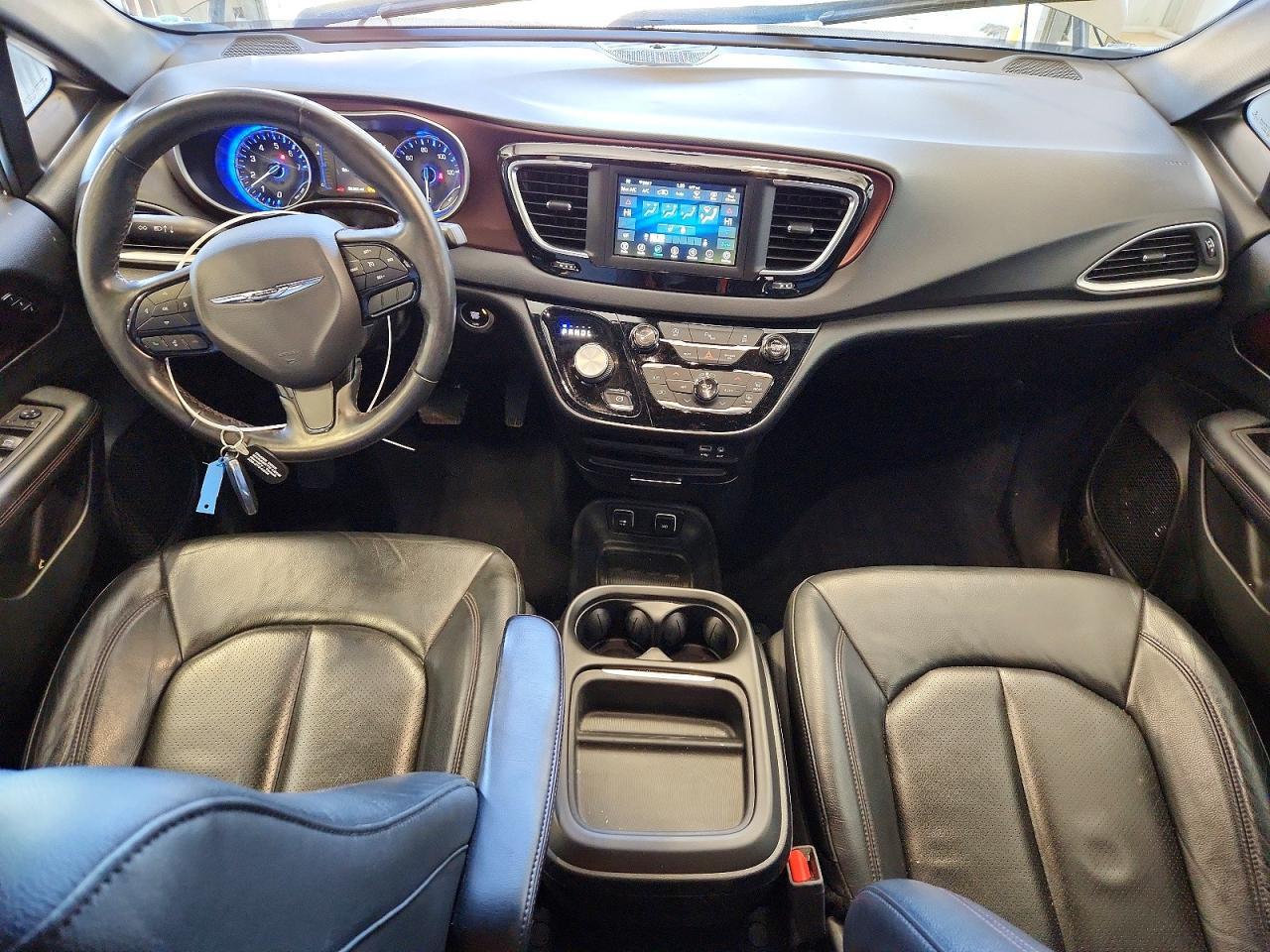 2020 CHRYSLER Pacifica