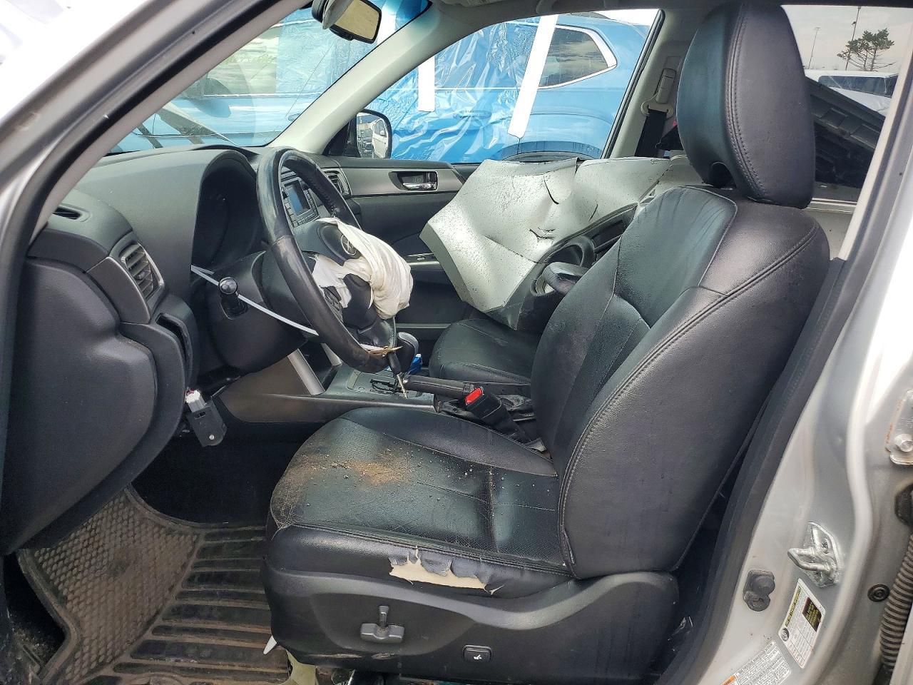 2011 SUBARU FORESTER