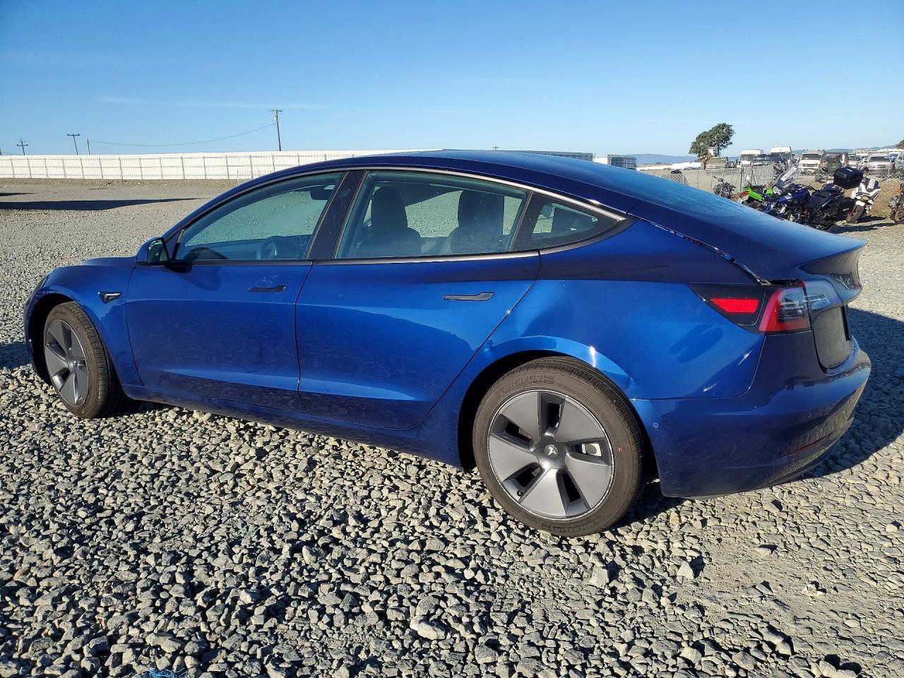 2021 TESLA MODEL 3
