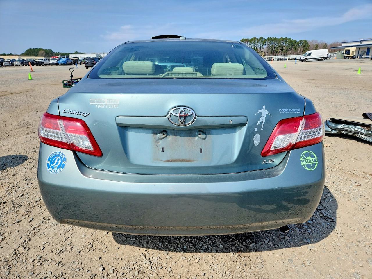 2011 TOYOTA CAMRY