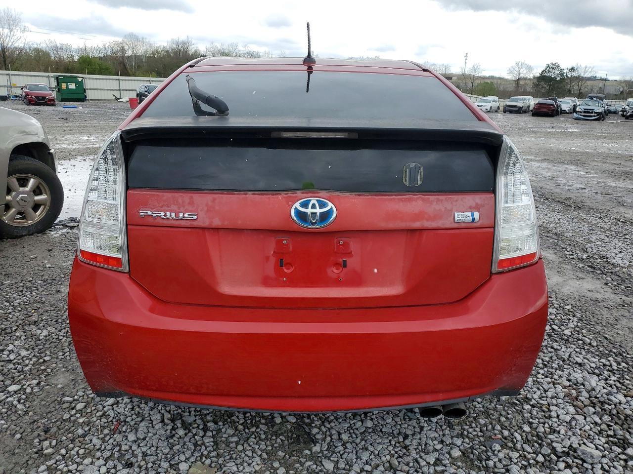 2011 TOYOTA PRIUS