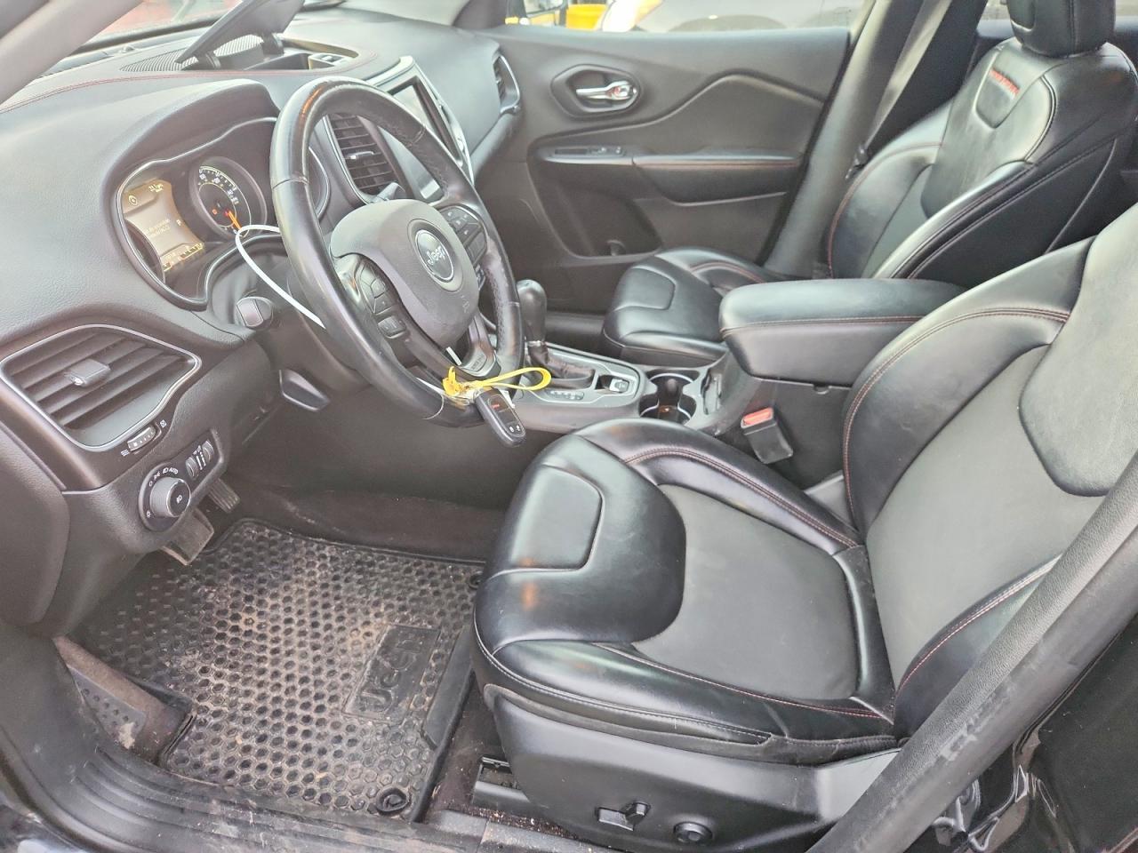 2019 JEEP CHEROKEE