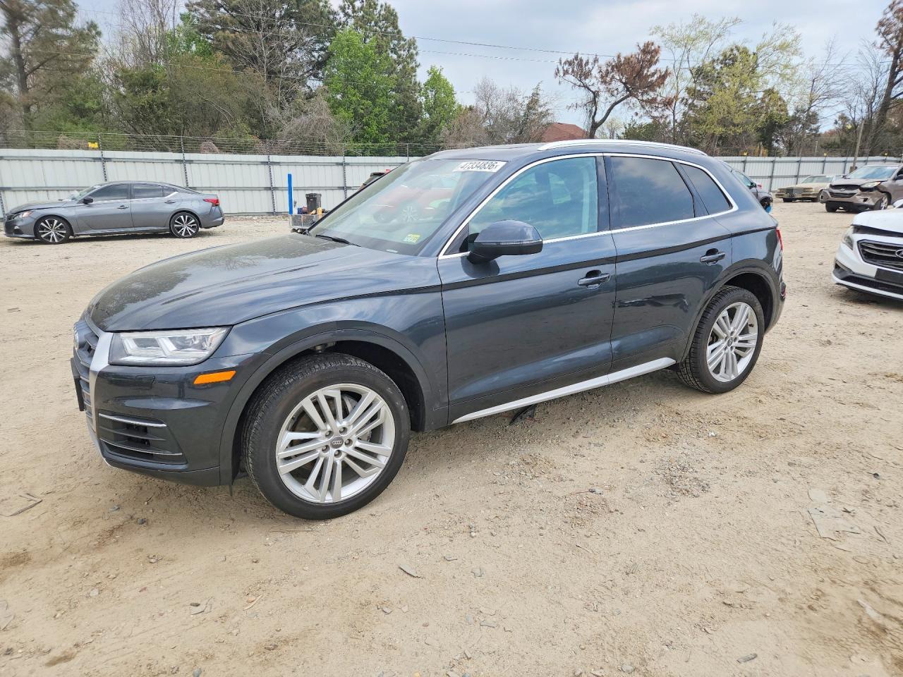 2020 AUDI Q5