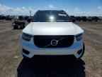 2022 VOLVO XC40