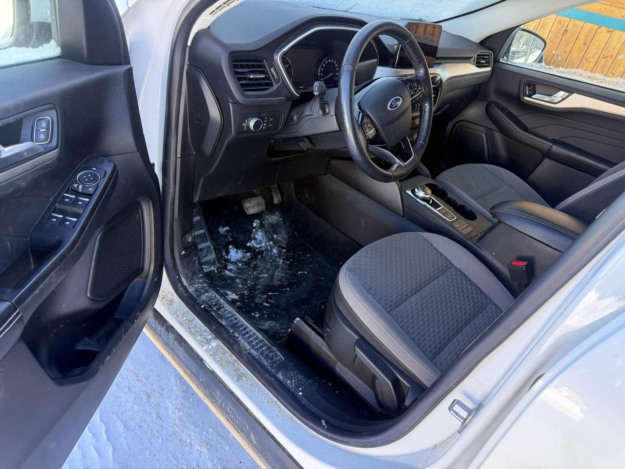 2021 FORD ESCAPE