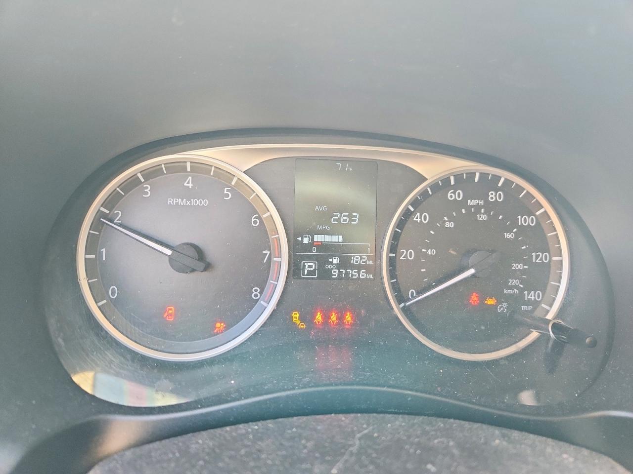 2021 NISSAN KICKS