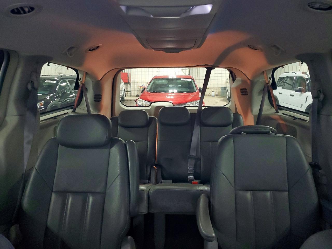 2008 CHRYSLER Town & Country