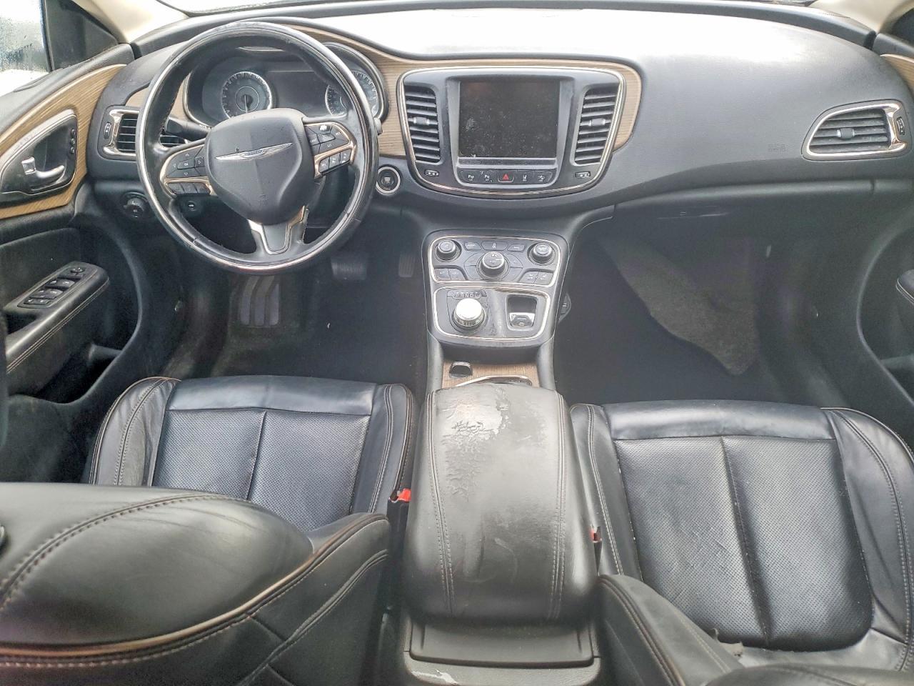 2015 CHRYSLER 200