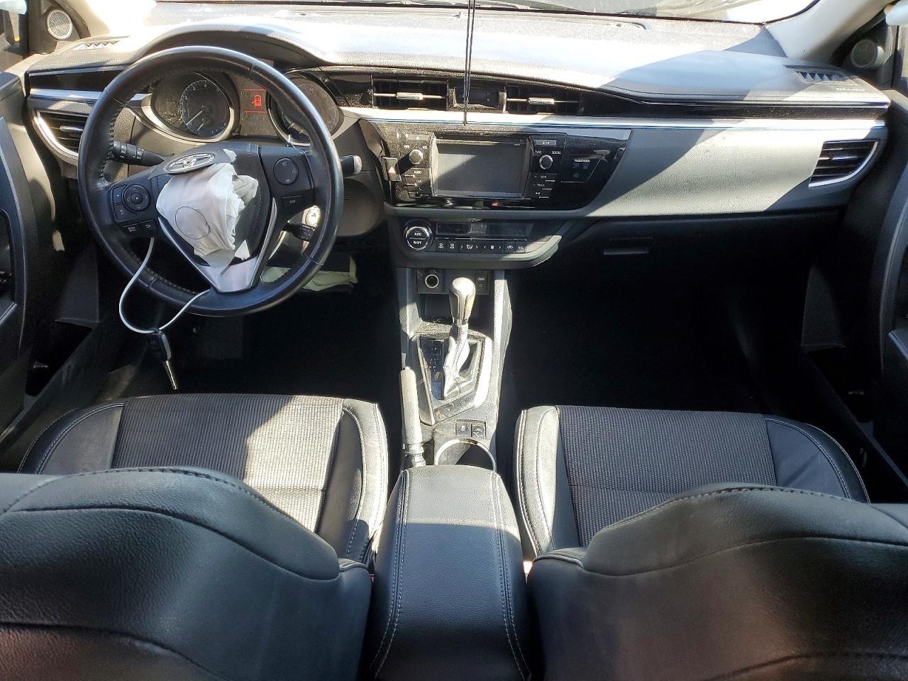 2015 TOYOTA COROLLA