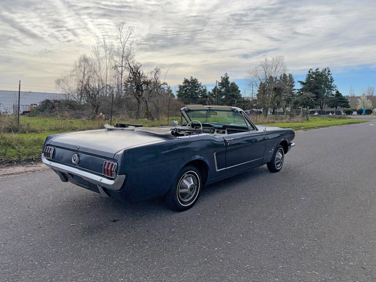1965 FORD MUSTANG
