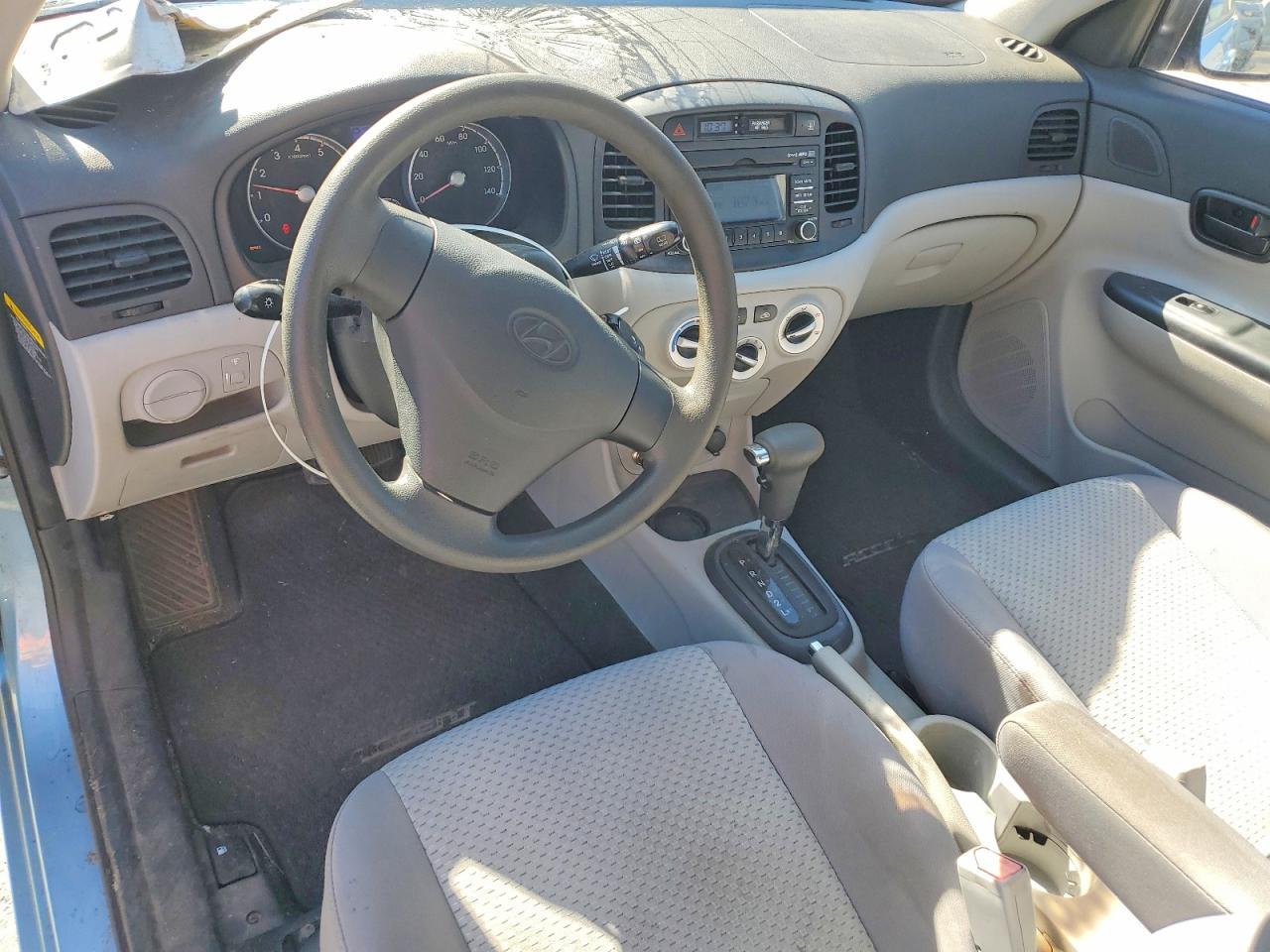 2011 HYUNDAI ACCENT