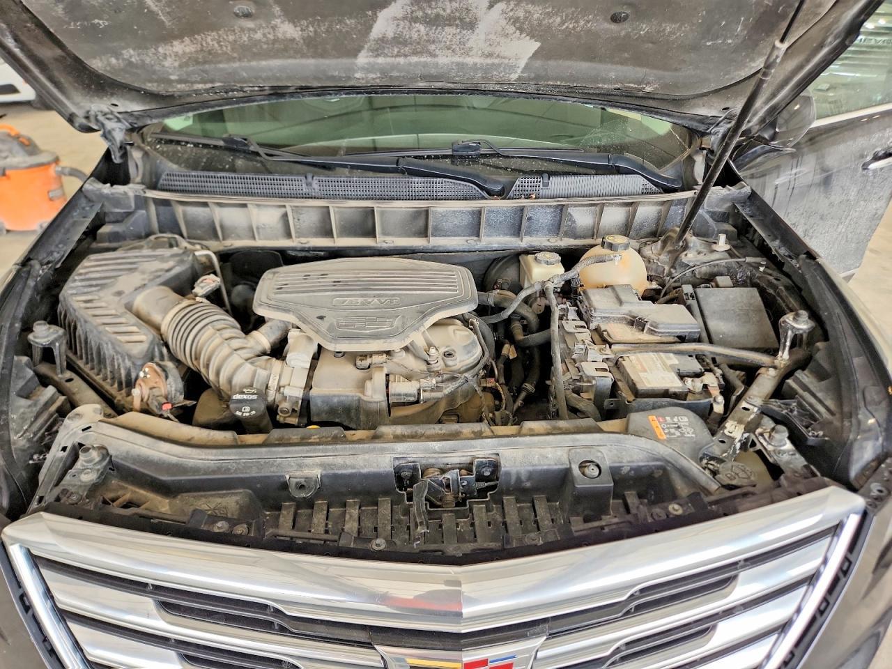 2017 CADILLAC XT5