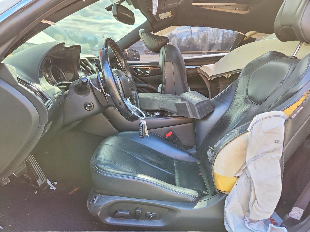 2017 INFINITI Q60