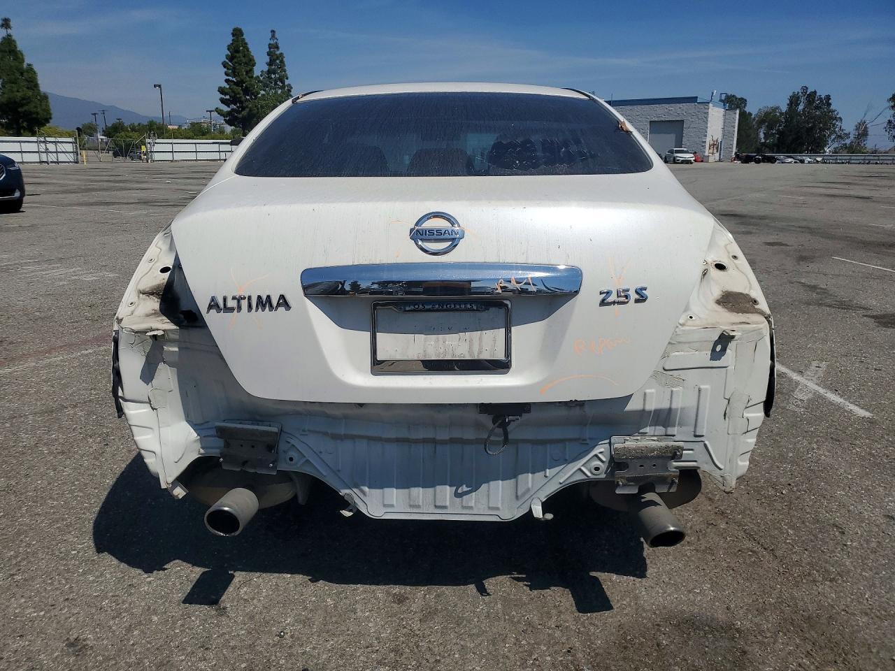 2011 NISSAN ALTIMA