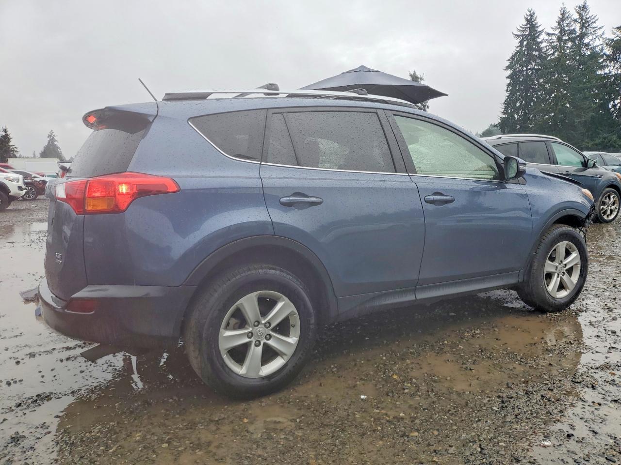 2014 TOYOTA RAV4