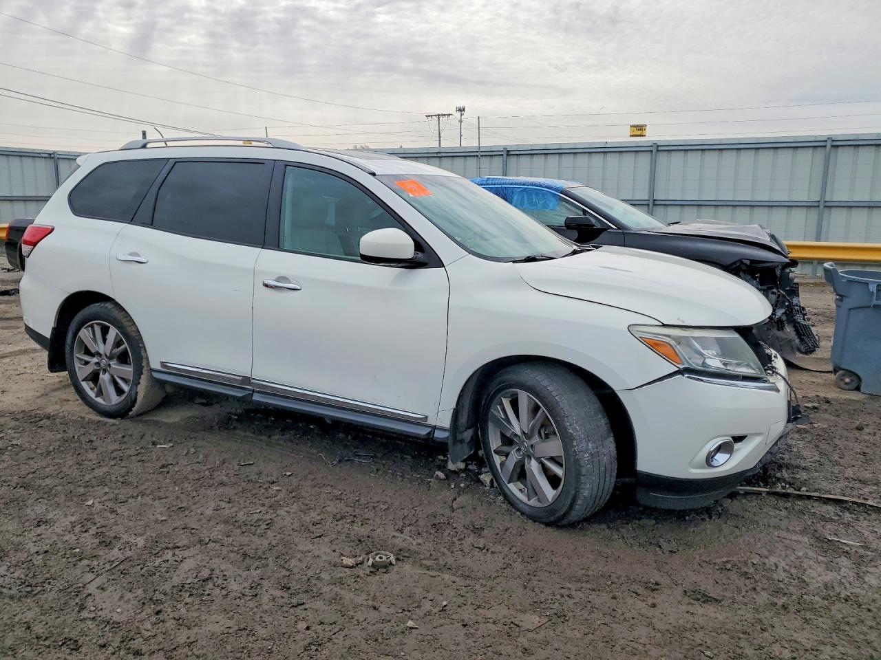 2014 NISSAN PATHFINDER