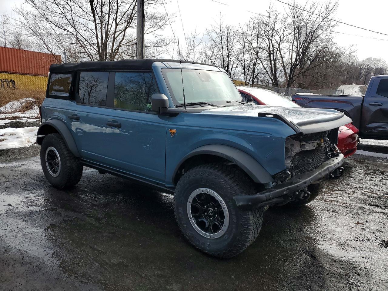 2022 FORD Bronco