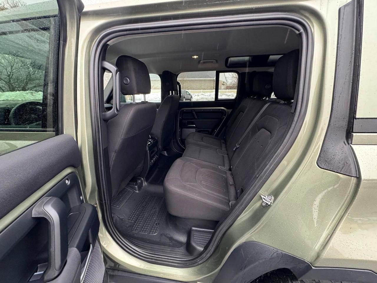 2020 LAND ROVER Defender