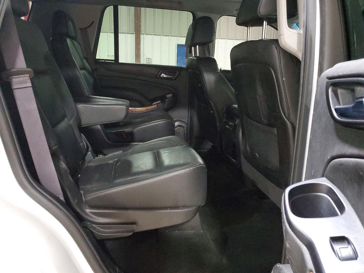 2016 CHEVROLET Tahoe