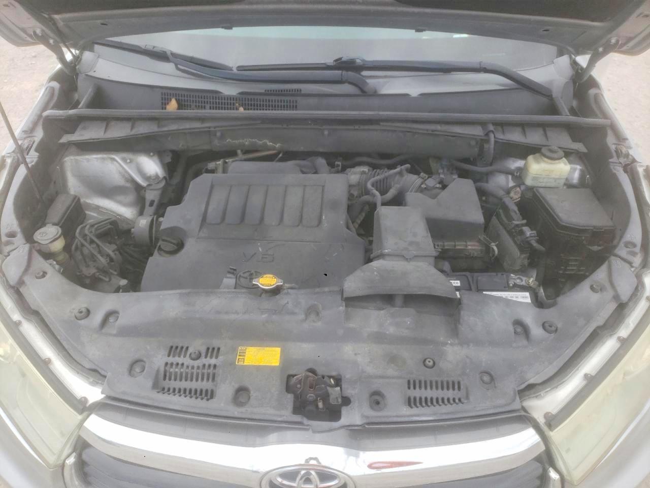 2015 TOYOTA HIGHLANDER