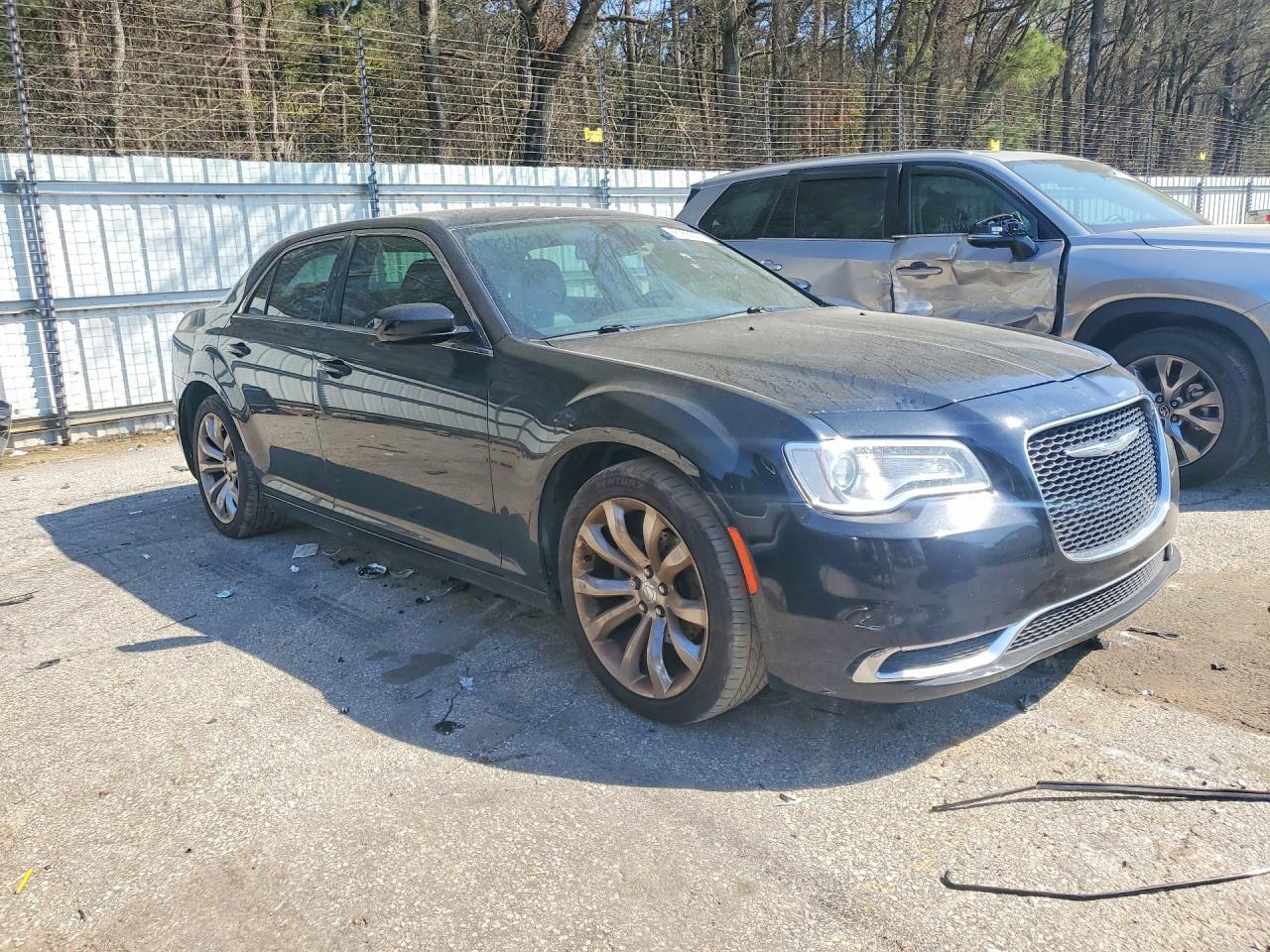 2018 CHRYSLER 300