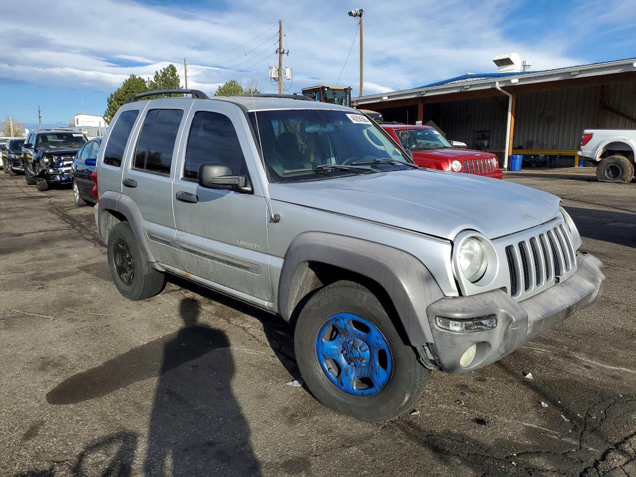 2004 JEEP Liberty