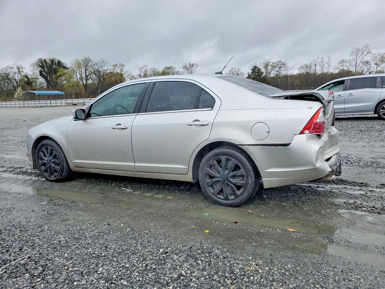2010 FORD FUSION