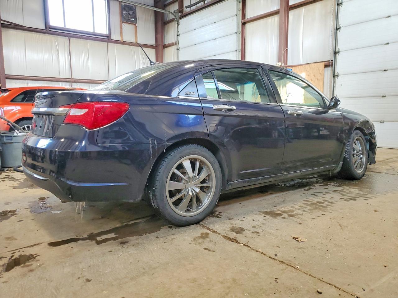 2012 CHRYSLER 200