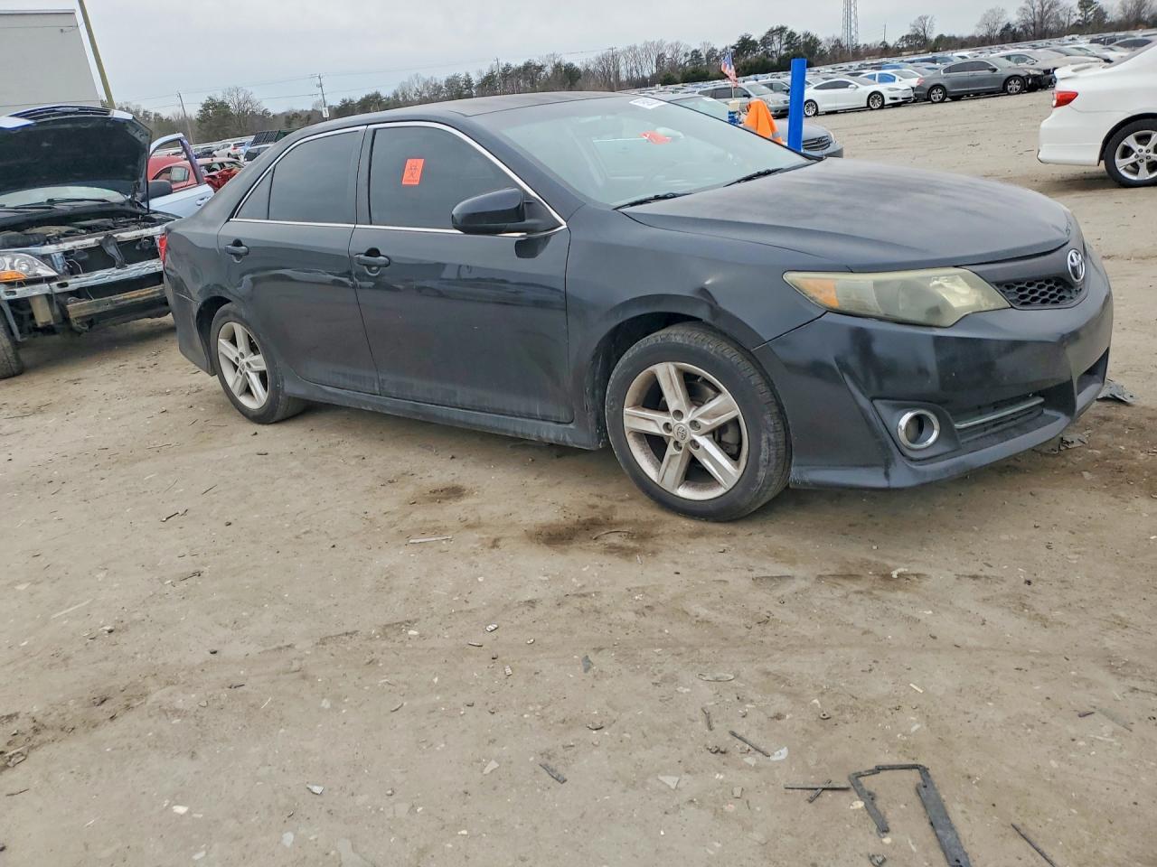2012 TOYOTA CAMRY
