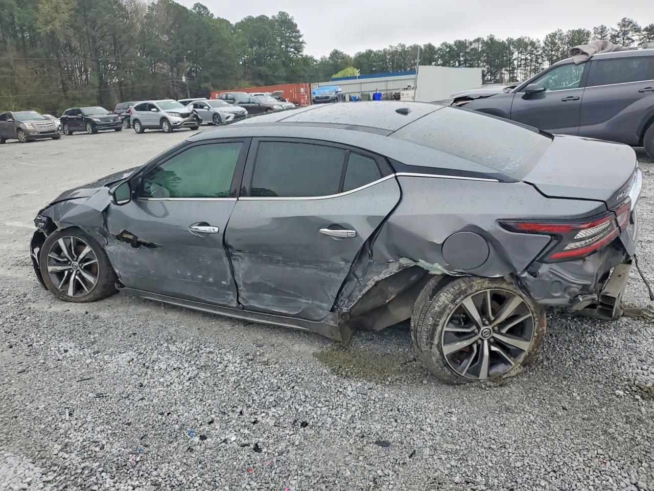 2019 NISSAN Maxima