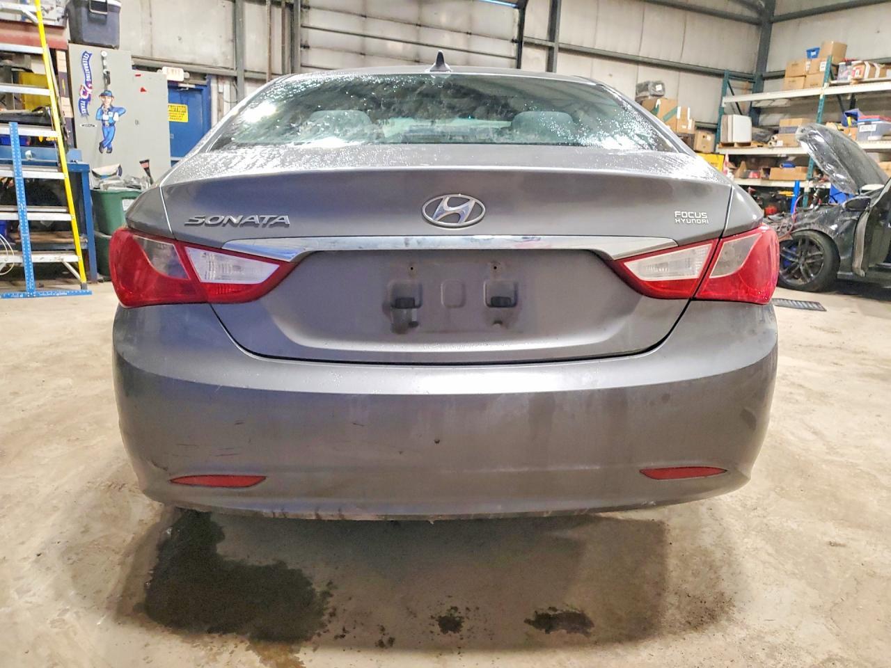 2011 HYUNDAI SONATA