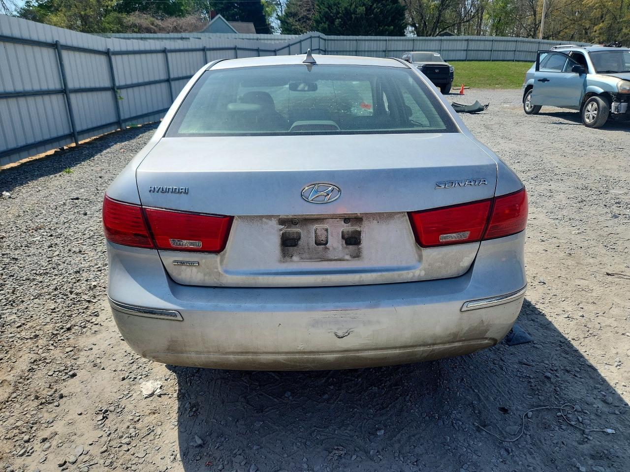 2009 HYUNDAI SONATA