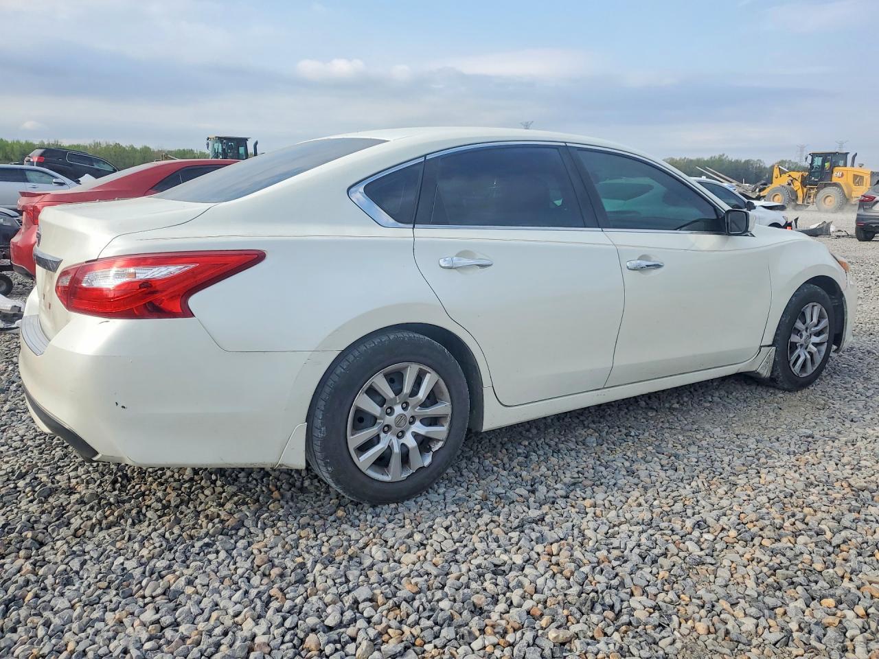 2016 NISSAN ALTIMA