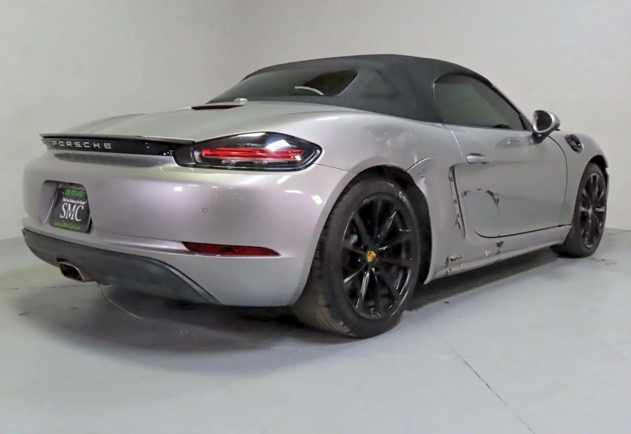 2017 PORSCHE Boxster