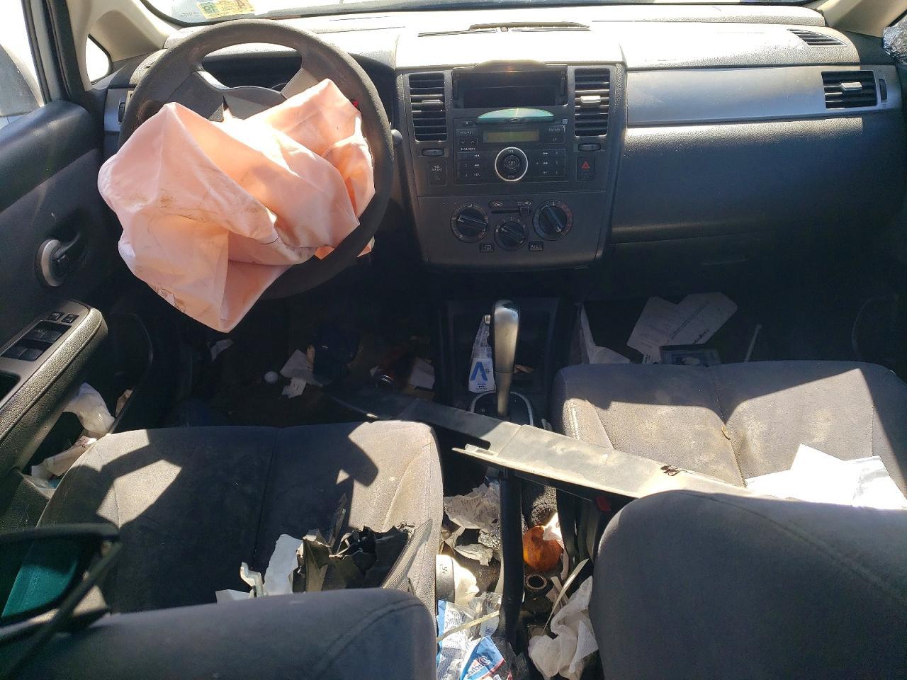 2009 NISSAN VERSA