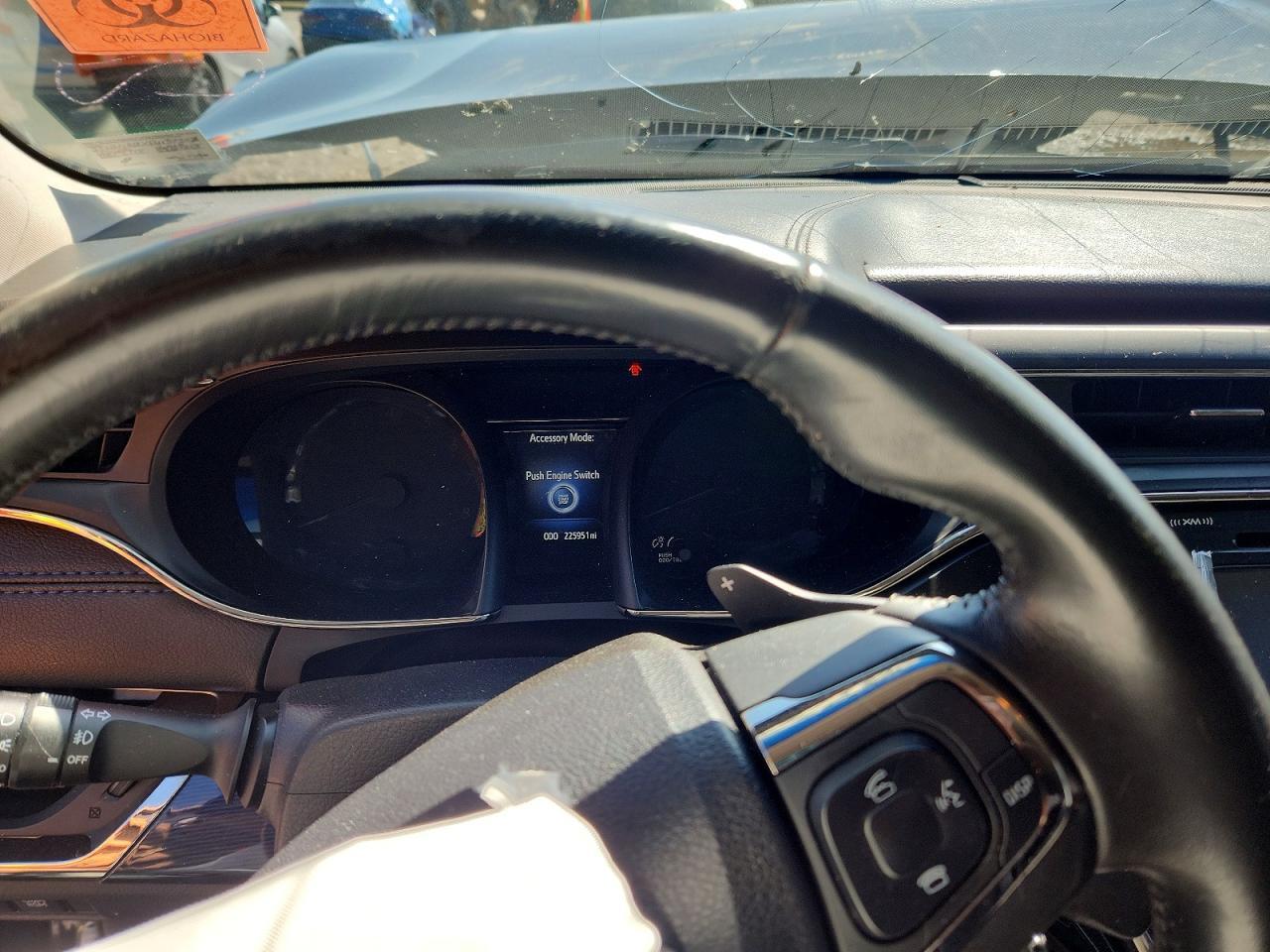 2015 TOYOTA Avalon