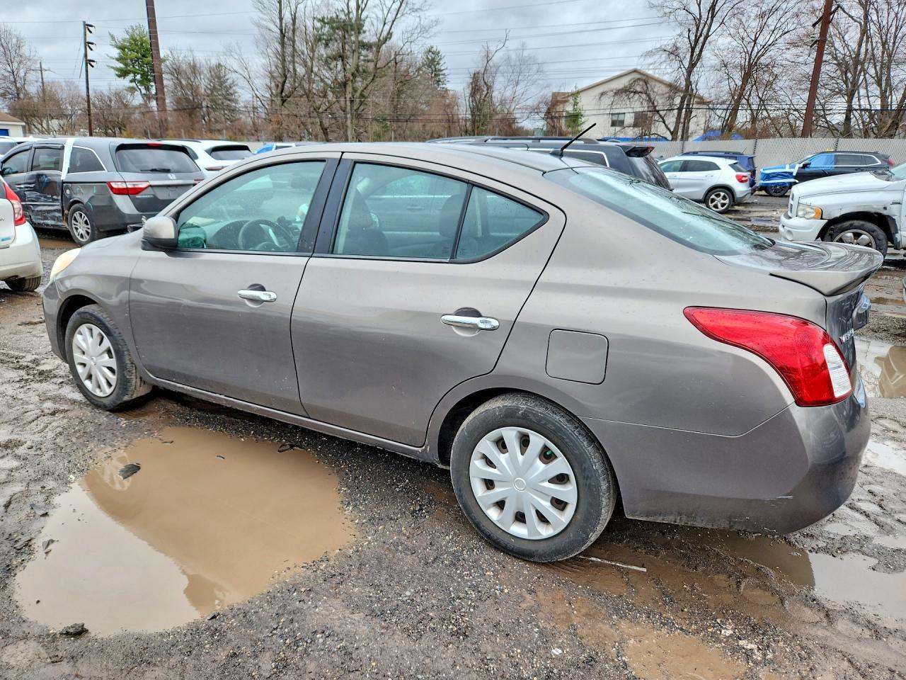 2014 NISSAN VERSA