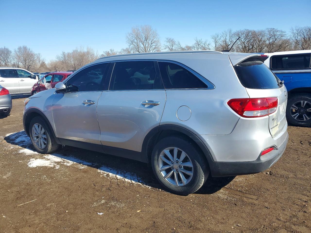 2016 KIA SORENTO