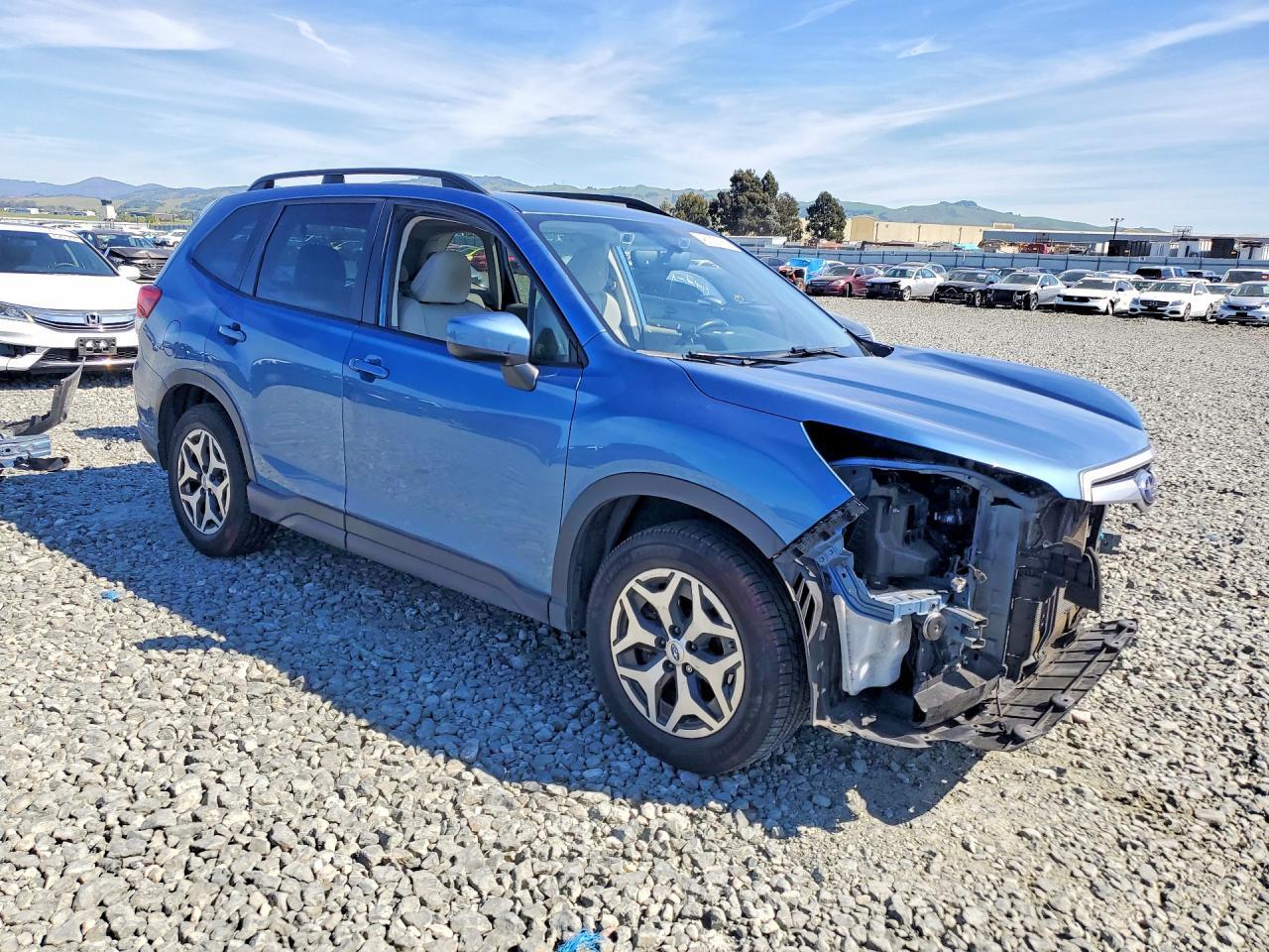 2020 SUBARU FORESTER