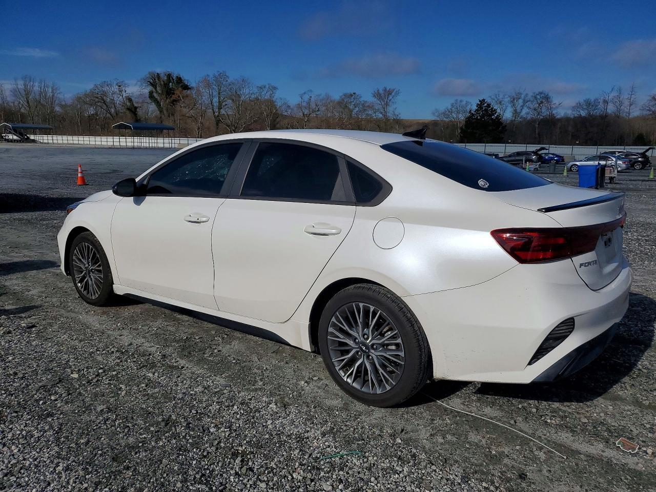 2023 KIA FORTE