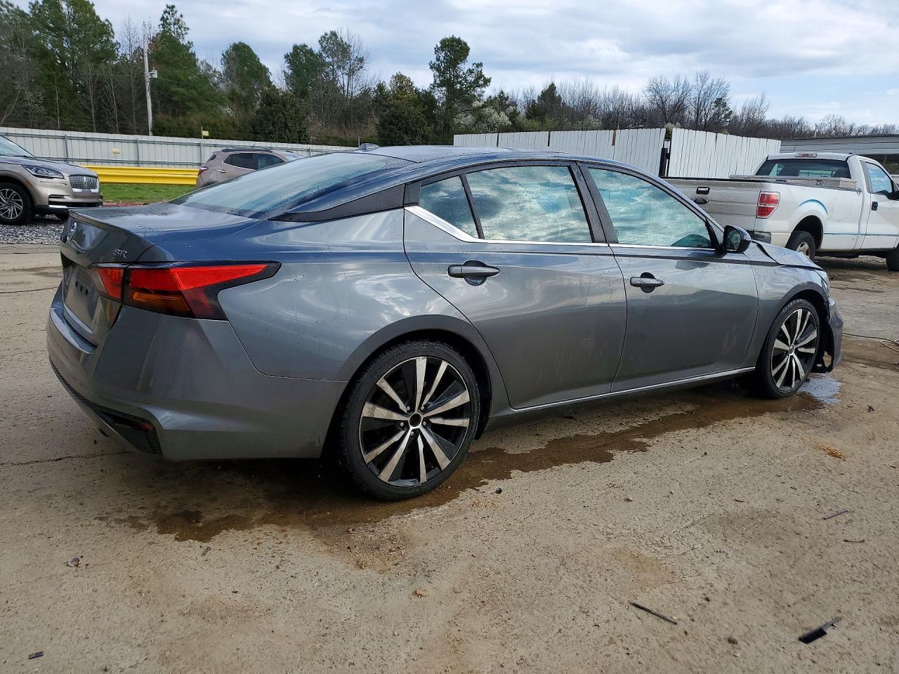 2021 NISSAN ALTIMA