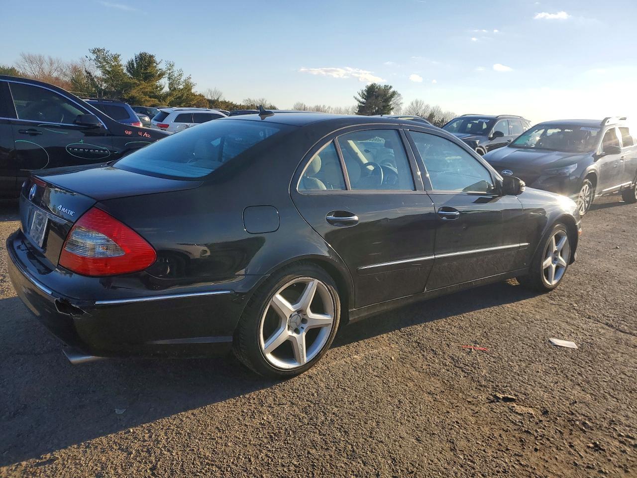 2009 MERCEDES-BENZ E-Class