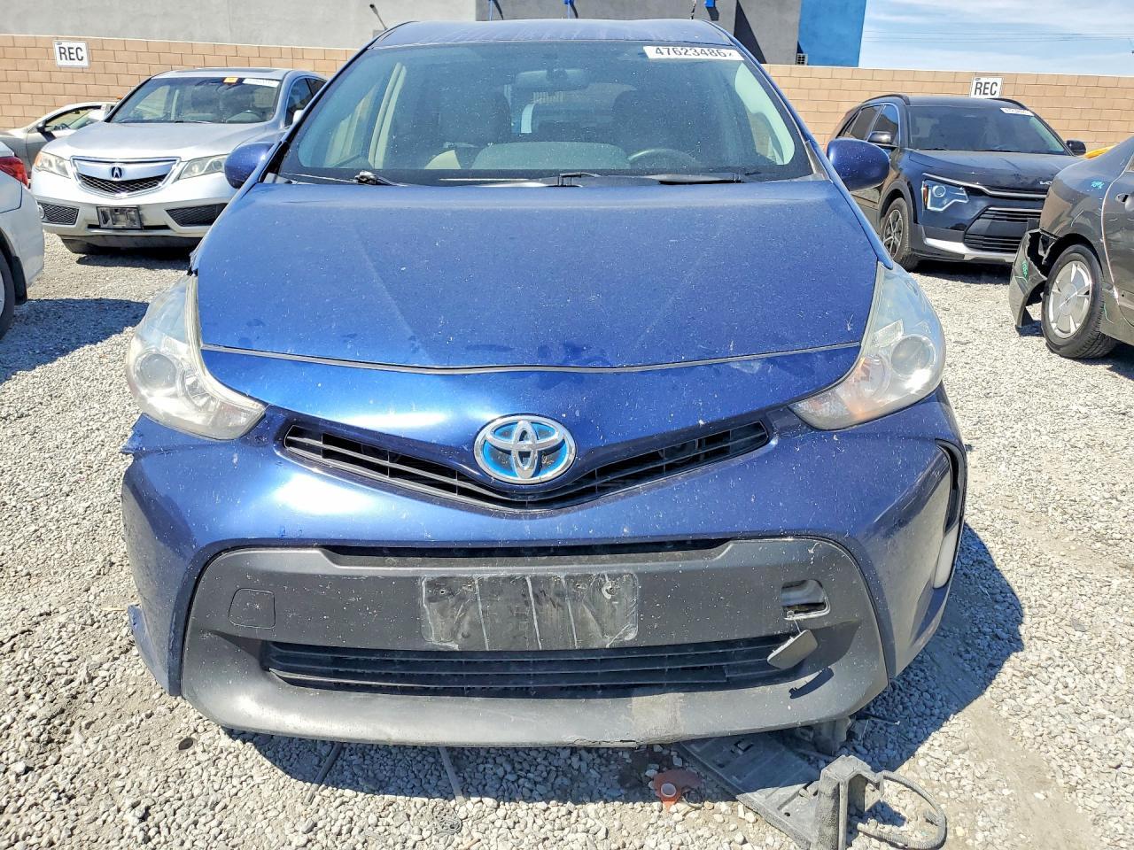 2016 TOYOTA PRIUS V