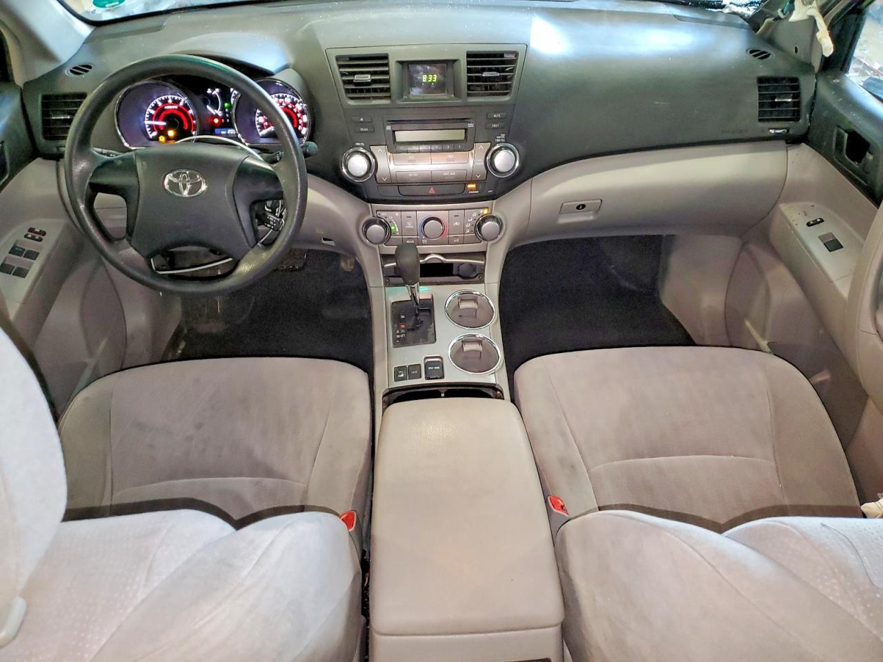 2011 TOYOTA HIGHLANDER