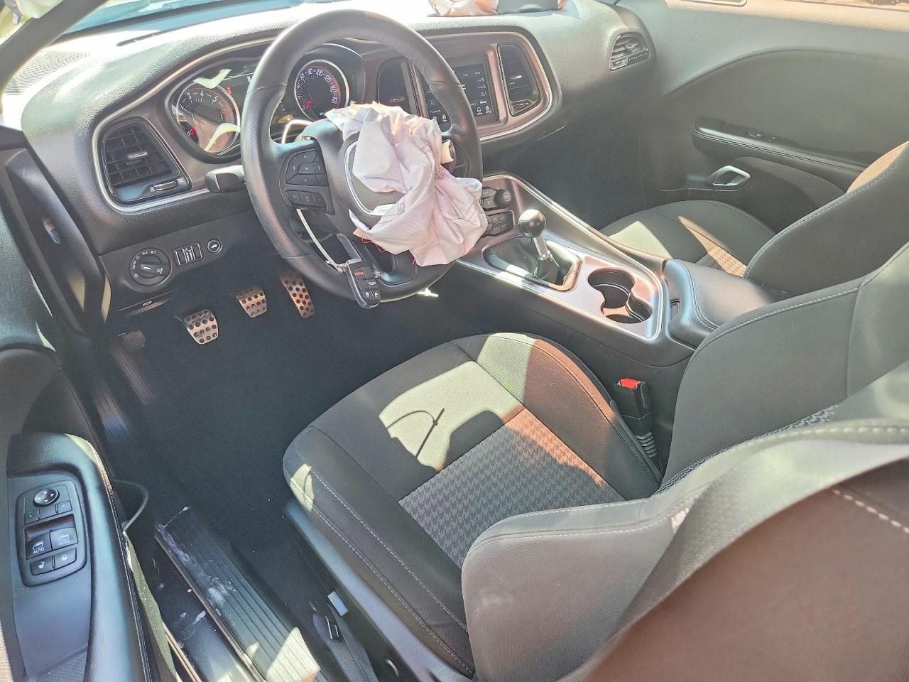 2019 DODGE Challenger
