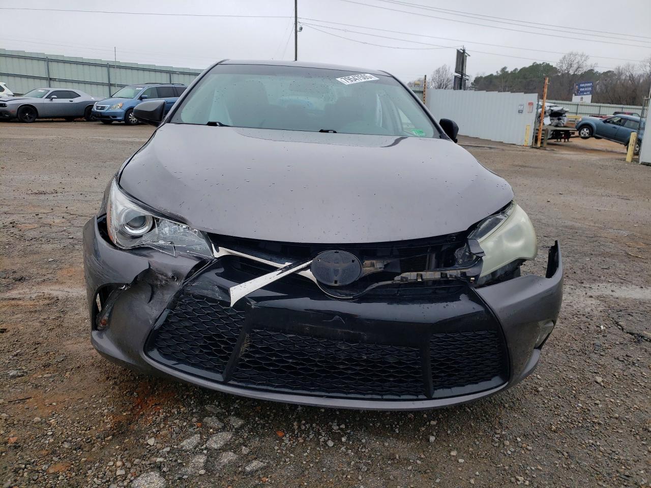 2017 TOYOTA CAMRY