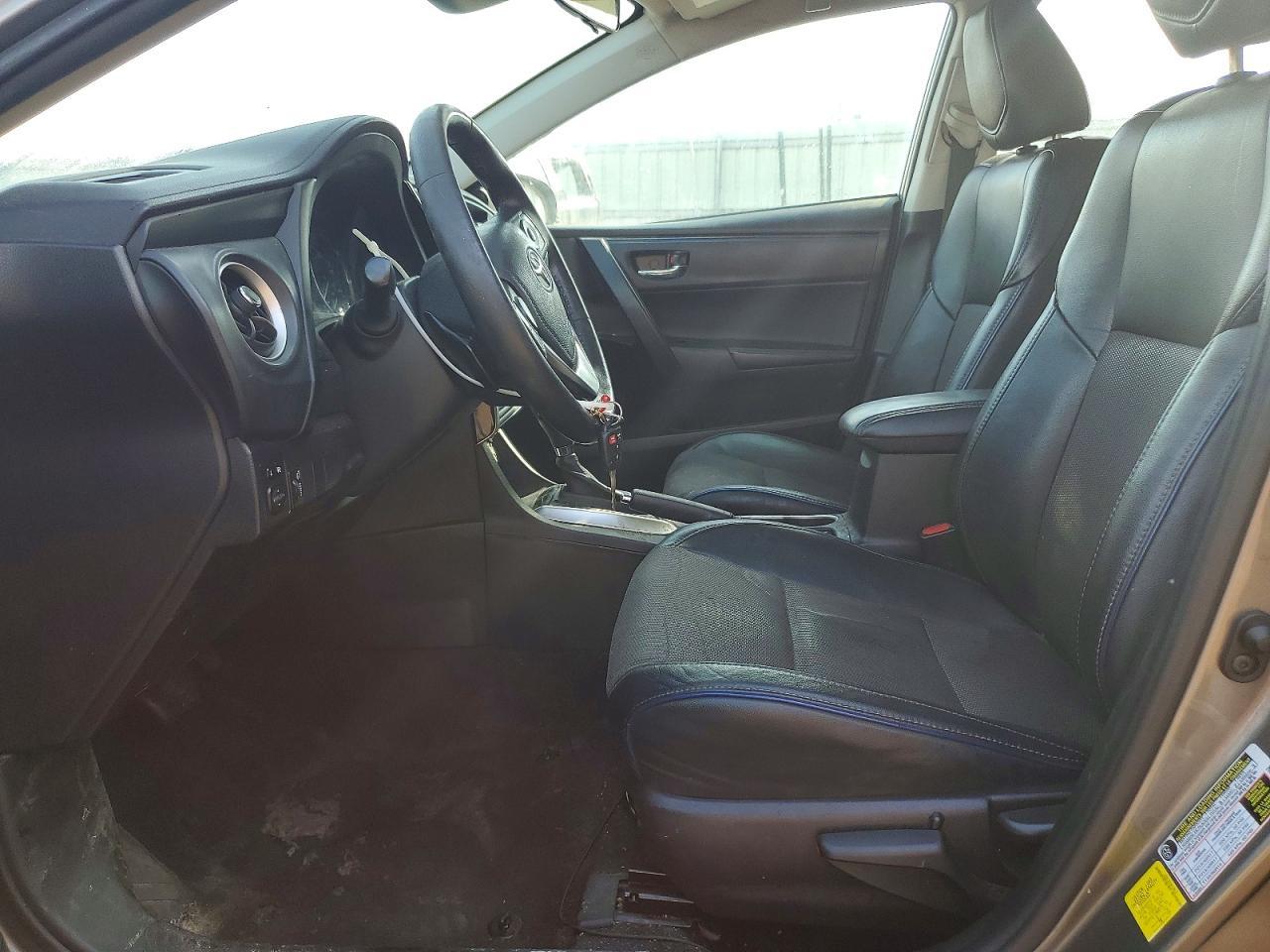 2017 TOYOTA COROLLA
