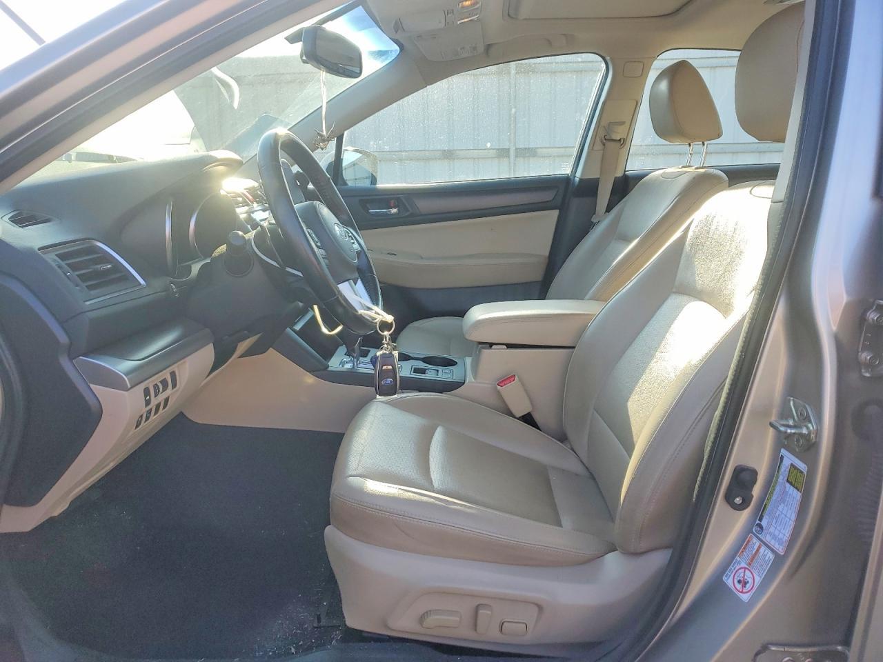 2016 SUBARU Legacy