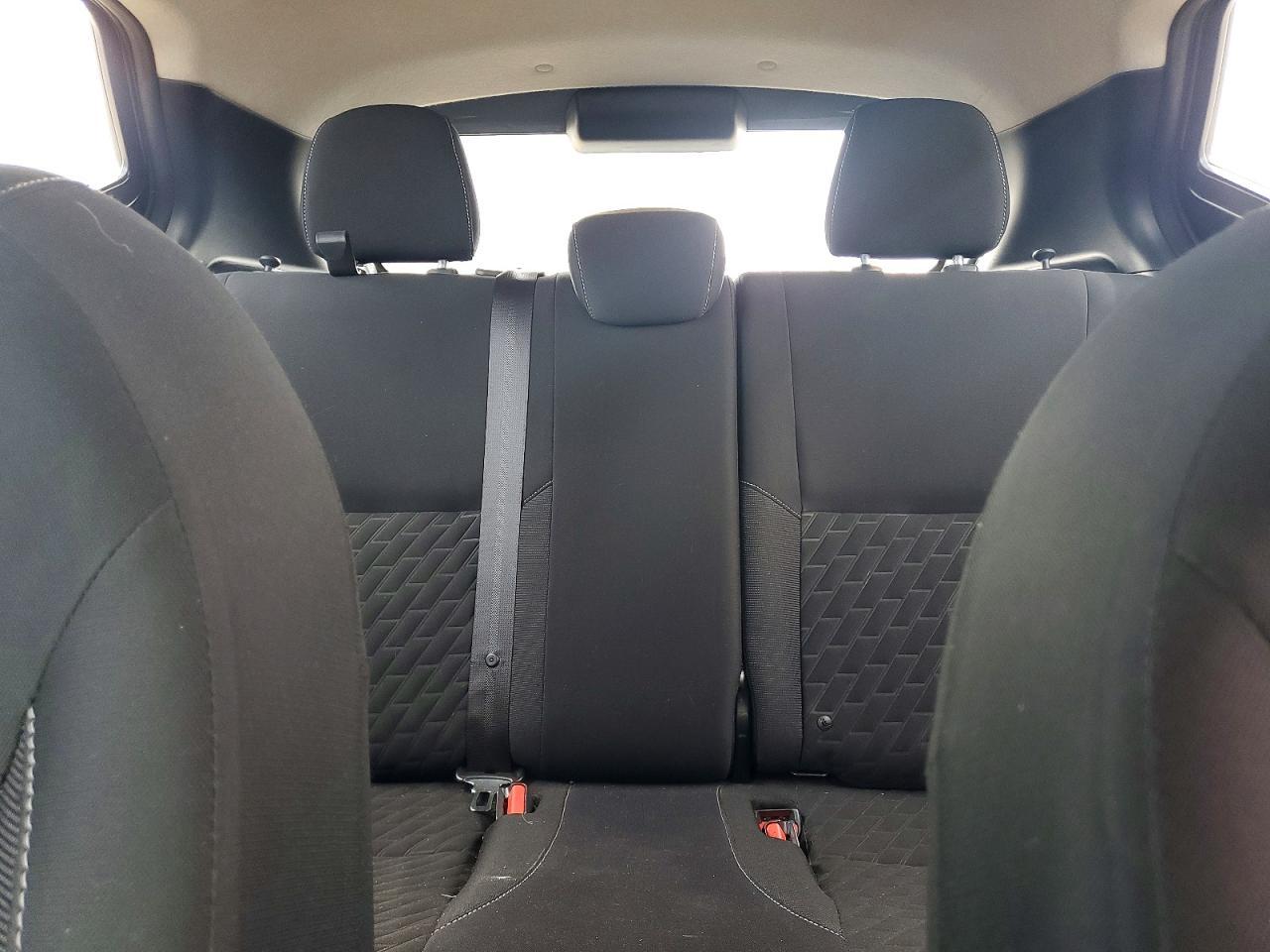 2021 NISSAN KICKS