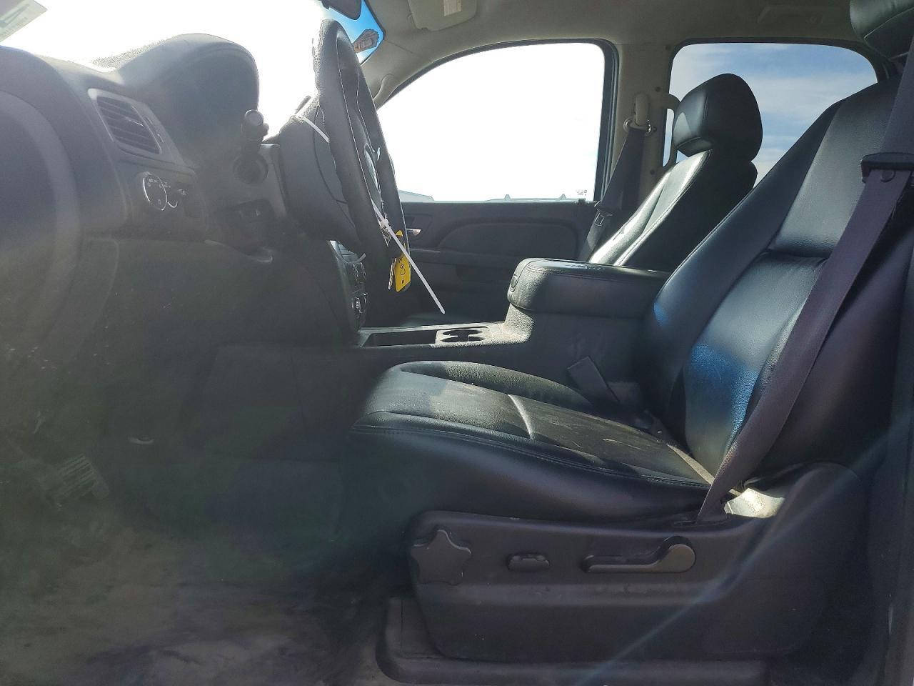 2012 CHEVROLET Tahoe